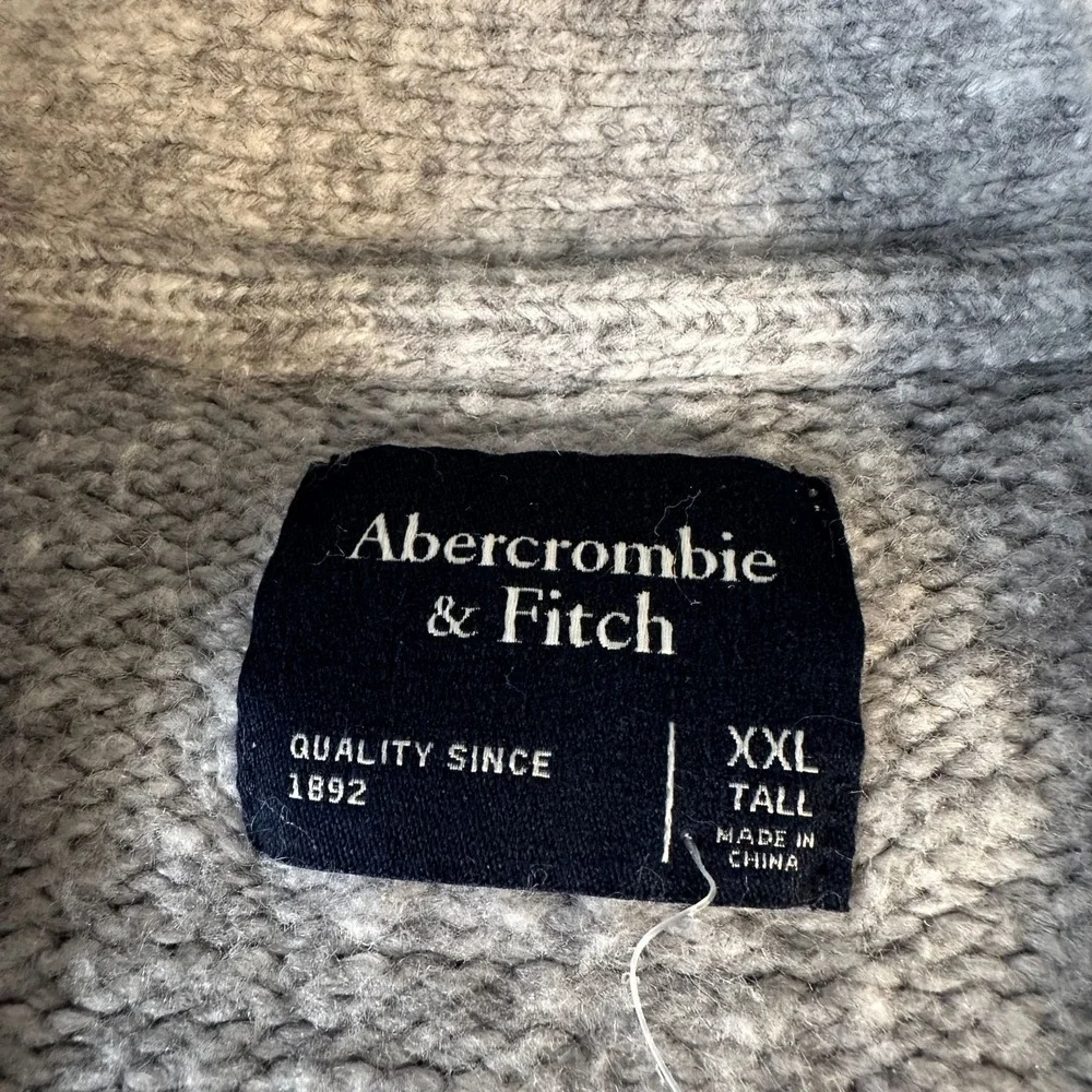 Abercrombie‎ Fitch Cardigan Mens XXL Tall Gray VNeck Button Front Pocket Knit